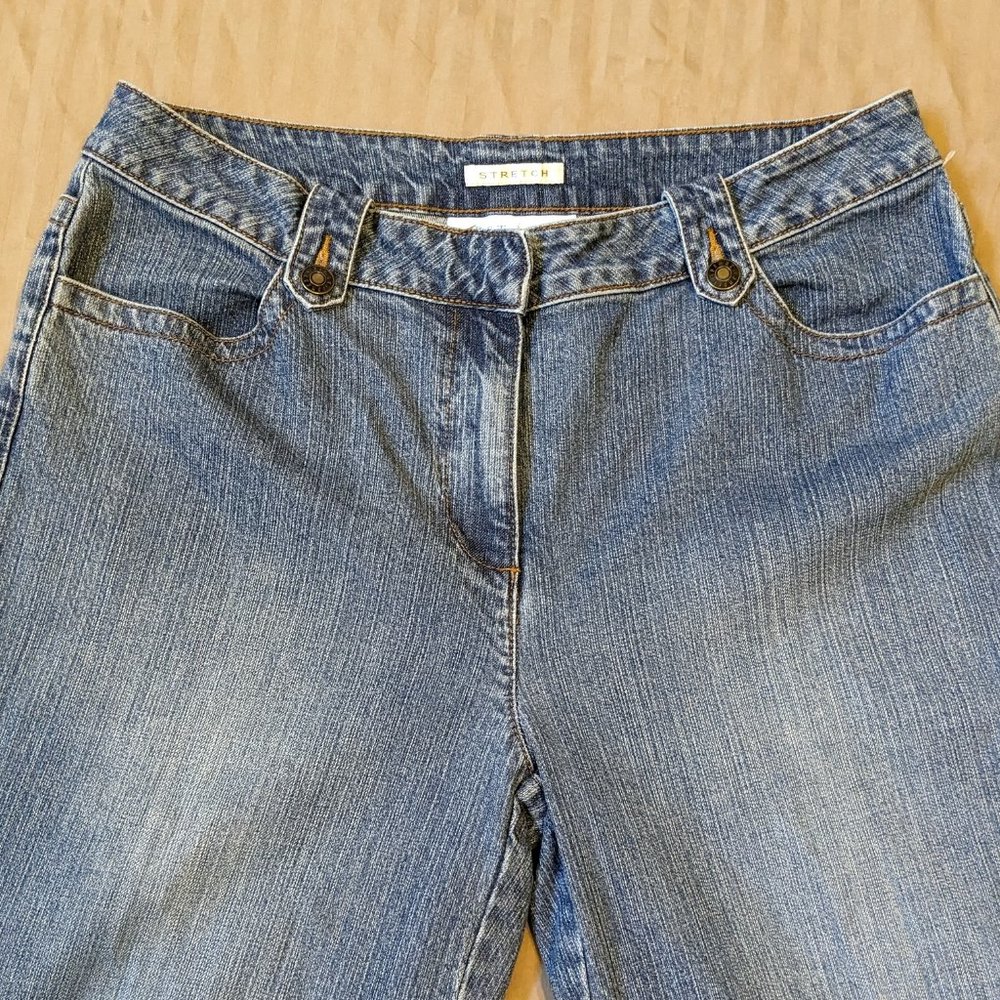 Liz Claiborne Denim Capri Straight Leg Cropped Pant Size 12 - Picture 4 of 10